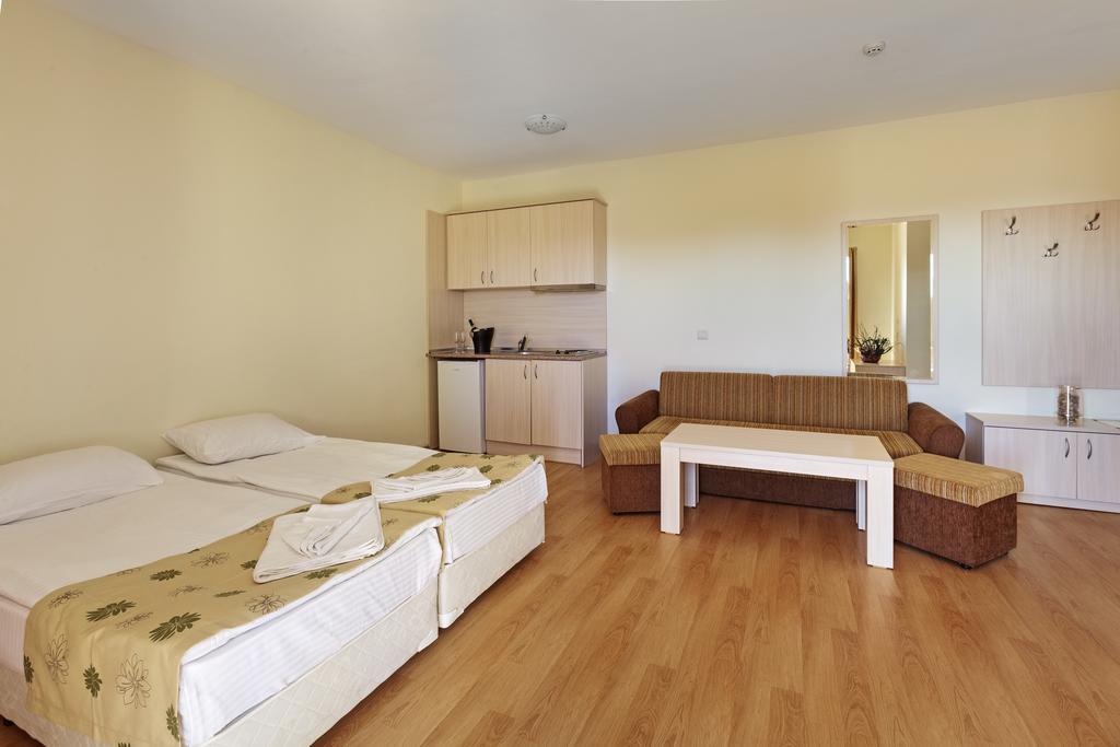 سوزوبول Serena Residence Aparthotel الغرفة الصورة